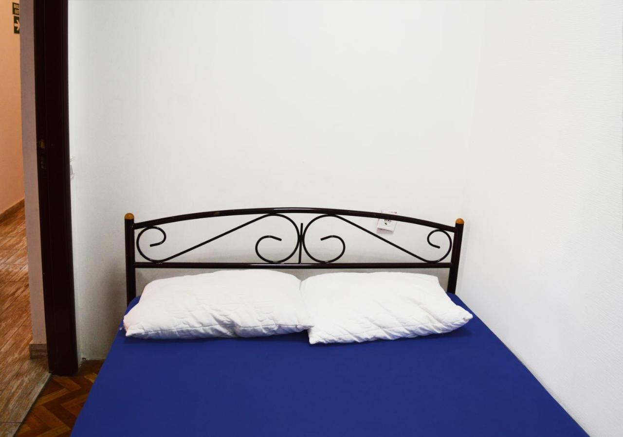 Hostel Railway Kiev Extérieur photo