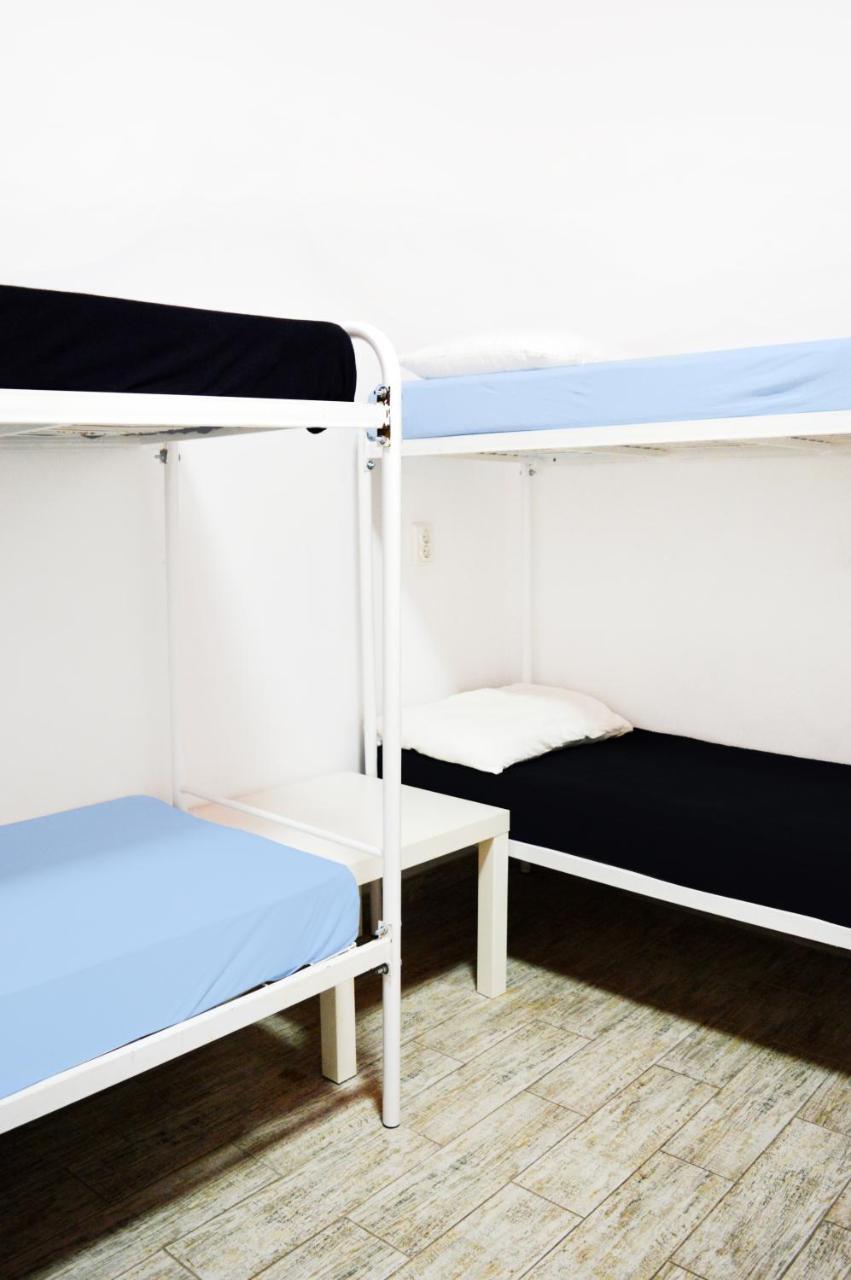 Hostel Railway Kiev Extérieur photo