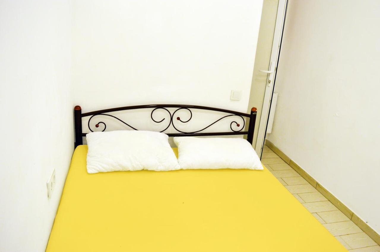 Hostel Railway Kiev Extérieur photo